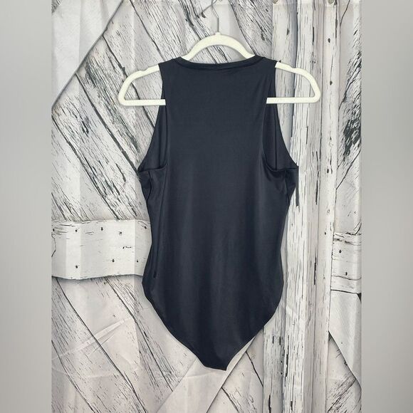 Lululemon Wundermost Ultra-Soft Nulu
High-Neck Sleeveless Bodysuit Black M - Picture 4 of 7